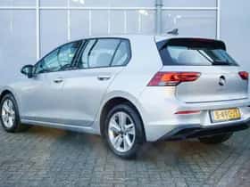 Volkswagen Golf (2023) thumbnail 11