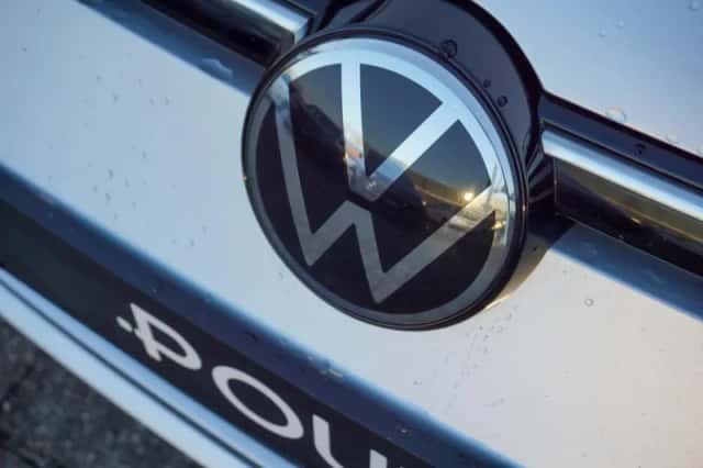 Volkswagen Golf (2023) thumbnail 32