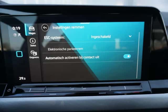 Volkswagen Golf (2023) thumbnail 58