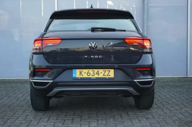 Volkswagen T-Roc (2021) thumbnail 11