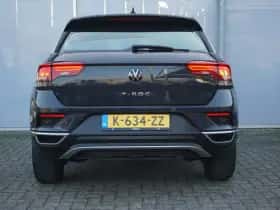 Volkswagen T-Roc (2021) thumbnail 11