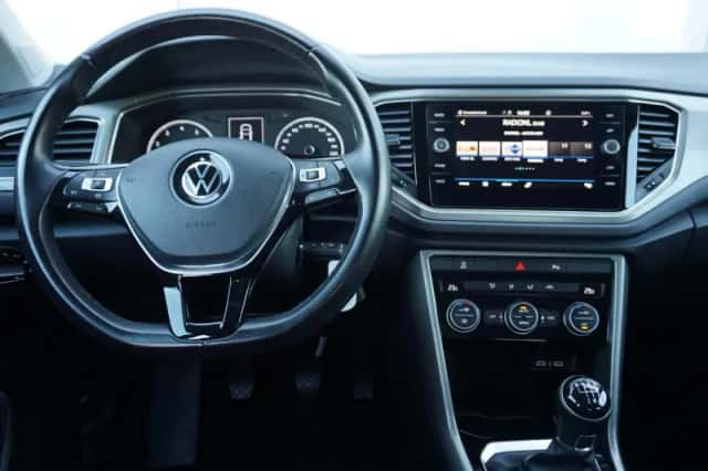 Volkswagen T-Roc (2021) thumbnail 20