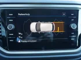 Volkswagen T-Roc (2021) thumbnail 26