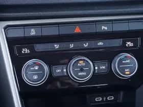 Volkswagen T-Roc (2021) thumbnail 28