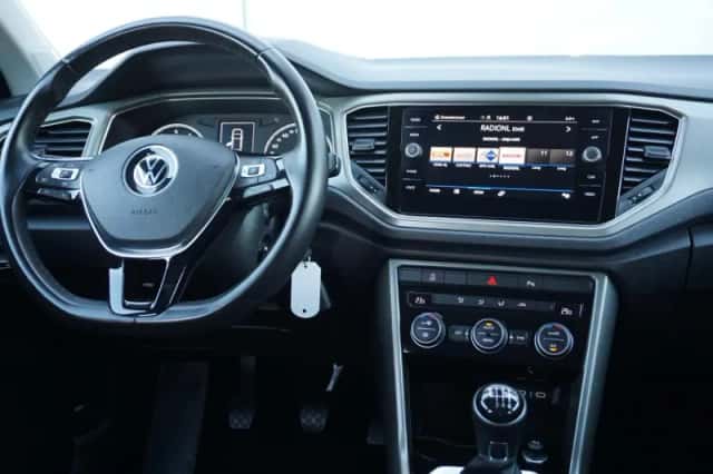 Volkswagen T-Roc (2021) thumbnail 39