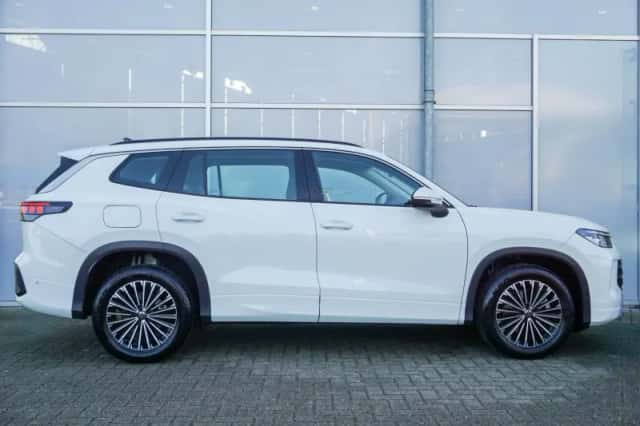 Volkswagen Tayron (2025) thumbnail 4