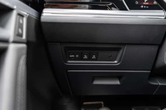 Volkswagen Touareg (2026) thumbnail 39