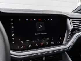 Volkswagen Touareg thumbnail 49