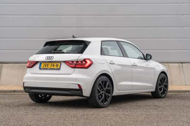 Audi A1 (2025) thumbnail 2