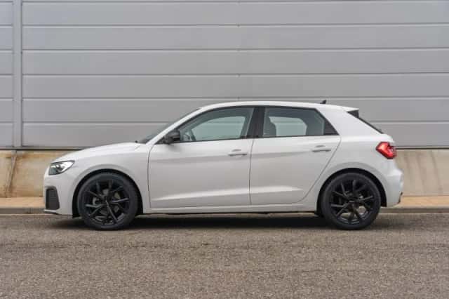 Audi A1 (2025) thumbnail 12