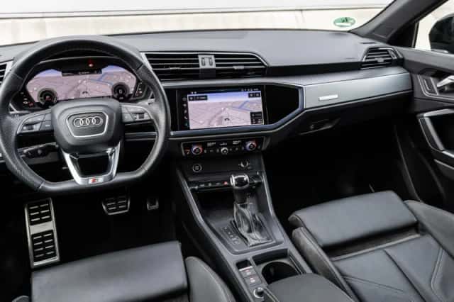 Audi Q3 (2022) thumbnail 32