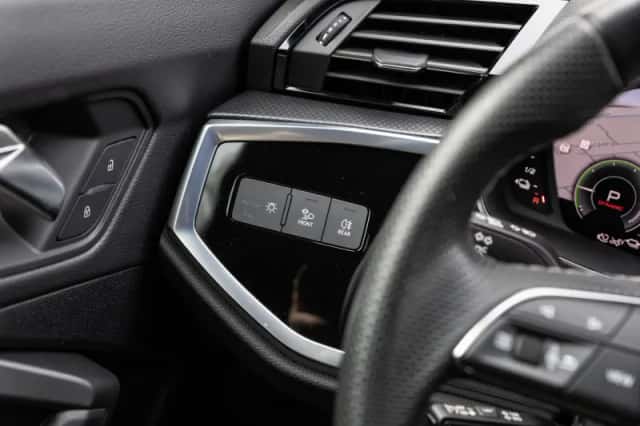 Audi Q3 (2022) thumbnail 34
