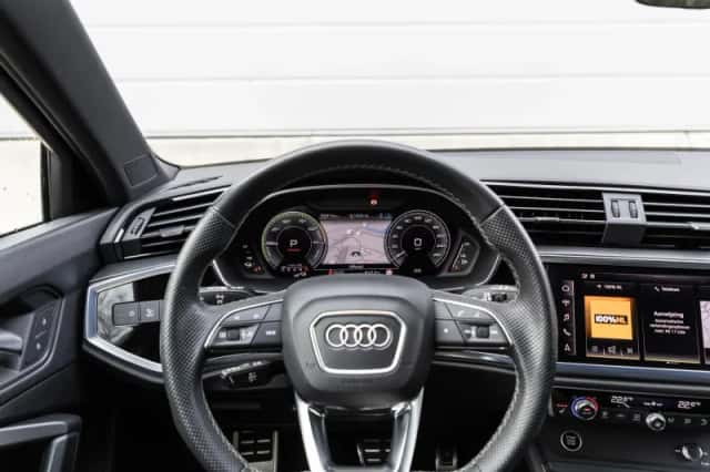 Audi Q3 (2022) thumbnail 36