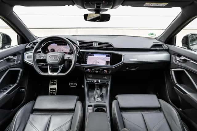 Audi Q3 (2022) thumbnail 5