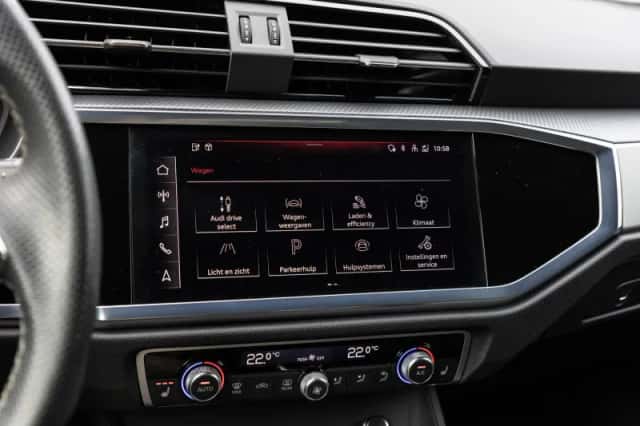 Audi Q3 (2022) thumbnail 41