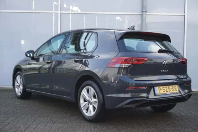 Volkswagen Golf (2022) thumbnail 11