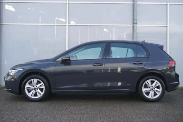 Volkswagen Golf (2022) thumbnail 12
