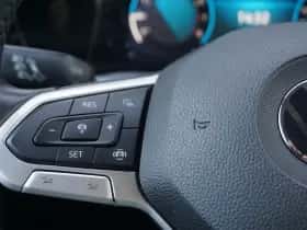 Volkswagen Golf (2022) thumbnail 20