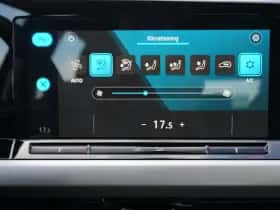 Volkswagen Golf (2022) thumbnail 25