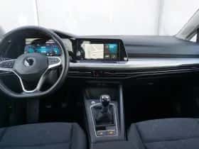 Volkswagen Golf (2022) thumbnail 5