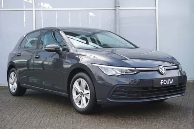 Volkswagen Golf (2022) thumbnail 9