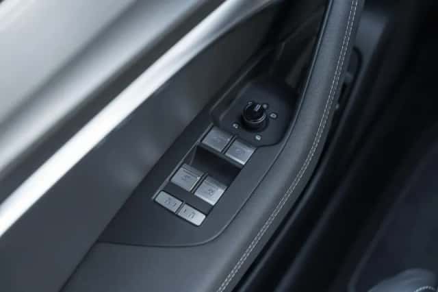 Audi A6 (2022) thumbnail 37