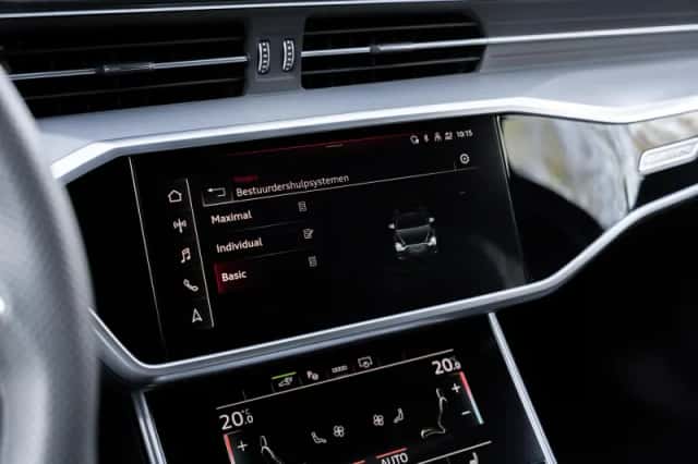 Audi A6 (2022) thumbnail 49