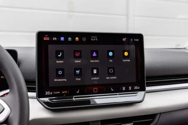Volkswagen T-Roc (2026) thumbnail 38