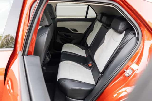 Volkswagen T-Roc (2026) thumbnail 6
