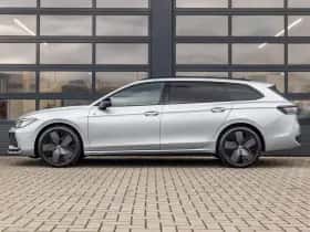 Volkswagen Passat (2025) thumbnail 11