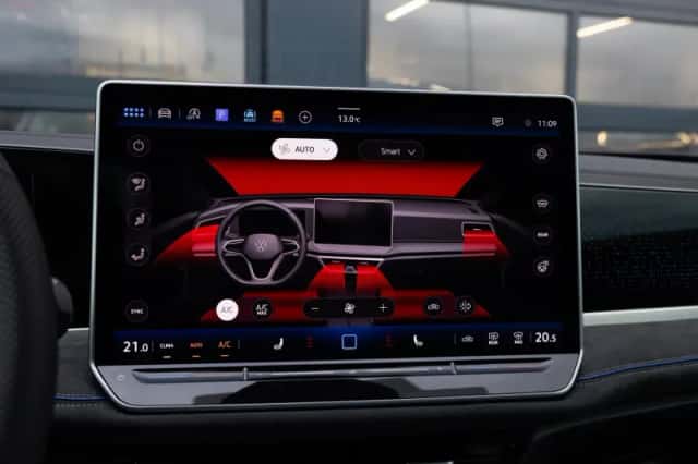 Volkswagen Passat (2025) thumbnail 49
