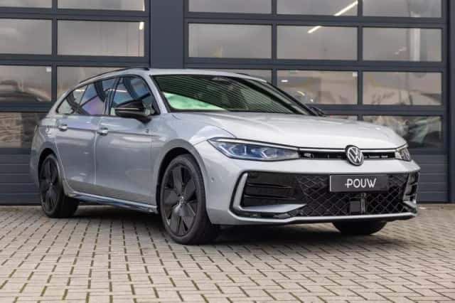 Volkswagen Passat (2025) thumbnail 8