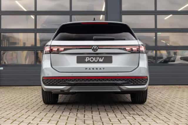 Volkswagen Passat (2025) thumbnail 9