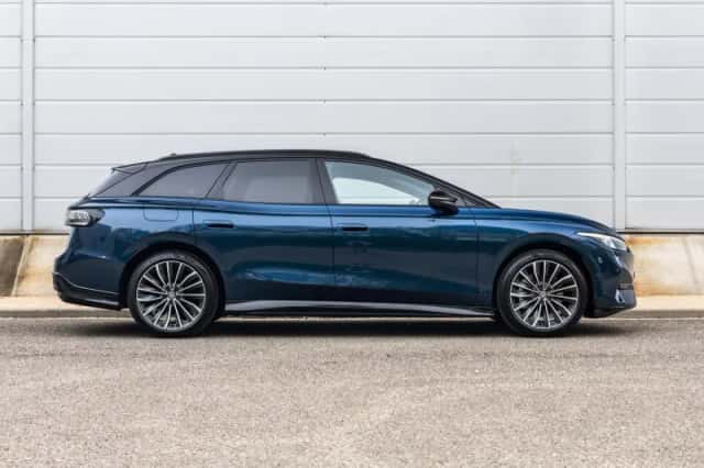 Volkswagen ID.7 (2026) thumbnail 3