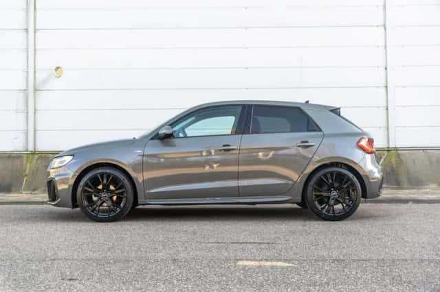 Audi A1 (2025) thumbnail 12