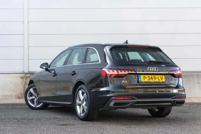 Audi A4 (2022) thumbnail 14