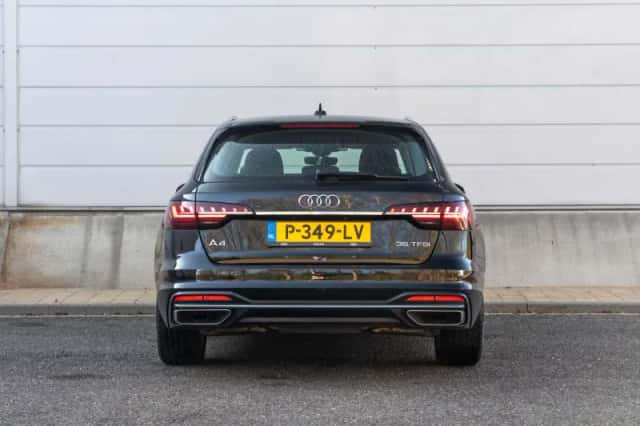 Audi A4 (2022) thumbnail 15