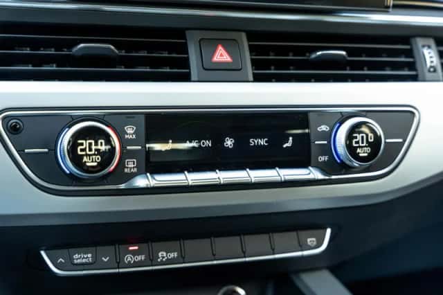 Audi A4 (2022) thumbnail 32