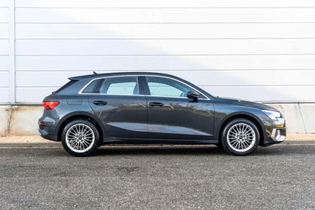 Audi A3 (2024) thumbnail 3