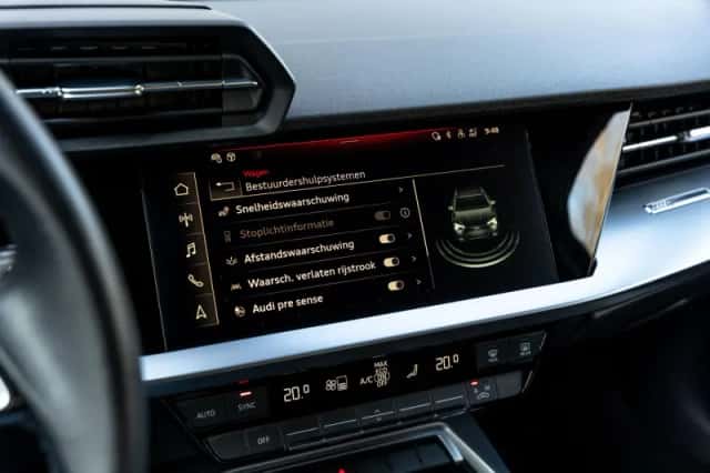 Audi A3 (2024) thumbnail 38