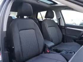 Volkswagen Golf (2025) thumbnail 19