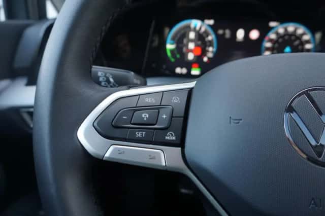 Volkswagen Golf (2025) thumbnail 28