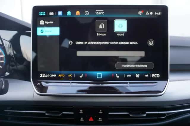 Volkswagen Golf (2025) thumbnail 53