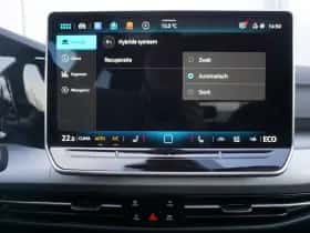 Volkswagen Golf (2025) thumbnail 65