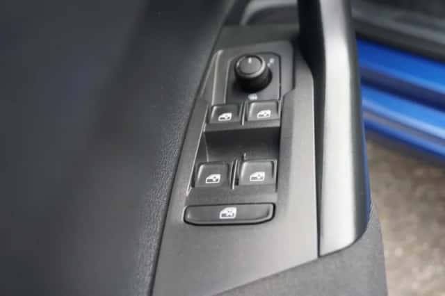 Volkswagen Polo (2021) thumbnail 32