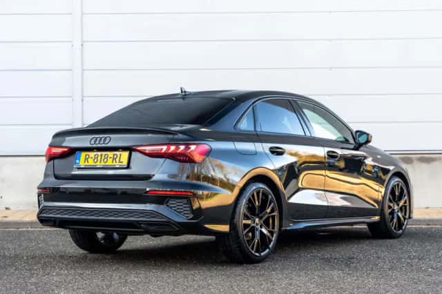 Audi A3 (2022) thumbnail 2