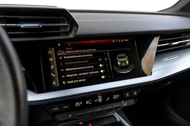 Audi A3 (2022) thumbnail 40