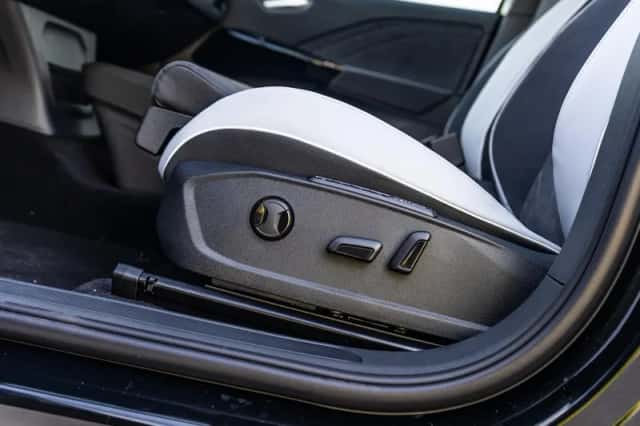 Volkswagen ID.3 (2026) thumbnail 24