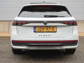 Volkswagen Passat (2025) thumbnail 11