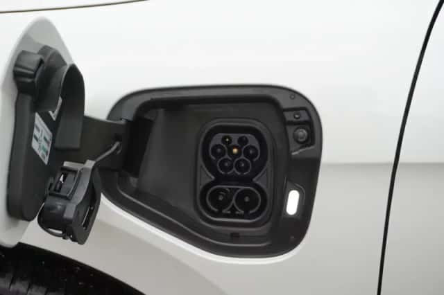 Volkswagen Passat (2025) thumbnail 16